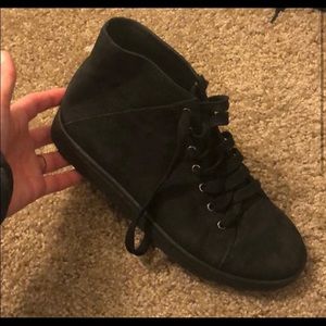 Eileen Fisher sneakers